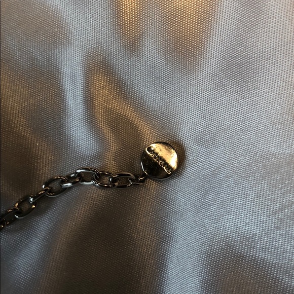 Women’s Givenchy necklace and earring set - Picture 6 of 6